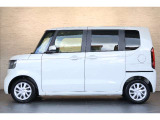 当社の優秀なスタッフがしっかり点検整備をさせていただいてからご納車いたします!さらに!エンジンオイル、エレメント・ミッションオイル・ワイパーゴムを新品交換になります!これで安心して乗って頂けます!