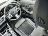 国道1号線に沿い横浜市営地下鉄「三ッ沢上町駅」から徒歩約10分。 BMW Premium Selection 横浜三ッ沢店 / 〒240-0062神奈川県横浜市保土ヶ谷区岡沢町322-3 / TEL:045-612-8488