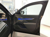 BMWプレミアムセレクション前橋では、高年式低走行モデルからMモデル、年式が経ちなかなかディーラーでは見かけないモデルまで幅広いラインナップで認定中古車を取り扱っております。品質に自信があります。