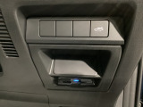 ETCも装着済み!さまざまな特典が受けれるETCは今やカーライフのマストアイテム!車載器上部にパワーリフトゲートスイッチをセット。
