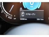 世代ごとに変わって来てはいるものの、ベースは丸形メーターが基調です。高いデザイン性を追求した結果がこのデザイン!