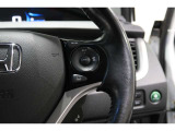 Hondaセンシングの機能のひとつ、アダプティブクルーズコントロール付!アクセルから足を離しても設定したスピードと前車との車間を保ち走行してくれます!車線維持もアシスト☆高速道路で疲労軽減ですね☆