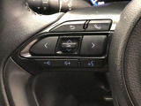 【ステアリングスイッチ】左です。ハンドルから手を離さず、運転に集中したまま手元でオーディオ操作等ができます。