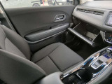 こだわりの収納でいつでも車内をきれいに☆