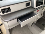 当店の掲載車両をご検討いただきありがとうございます。 すべての車両に保証が付いております