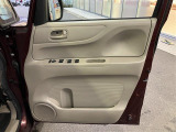 販売・買取・整備・保険・アフターケアまで、カーライフに必要なすべてをトータルサポート。車に関することを一括してお任せできるため、長く快適なカーライフをサポートさせていただきます。