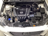 SKYACTIV-G搭載!爽快なパワーフィールと低中速の豊かなトルクによる実用域での扱い易さを是非体感して下さい!エンジンルーム内の清掃も行き届いております♪