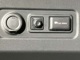 ラゲッジルームに100V AC電源(1500W)付き!キャンプや万一の災害時には非常用電源としても活用できます!