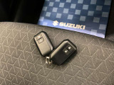 【スマートキー】キーをポケットやカバンに入れたままでもドアの施錠・開錠ができ、雨の日や荷物の多い日に大活躍!
