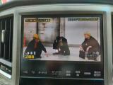 テレビ付きナビ 移動中にも最新情報を入手できます