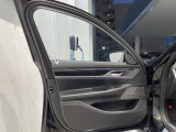 安心のBMW認定中古車は100項目の箇所を徹底的にチェック致します。機械的な箇所や電気系、コンピューターなどをご納車前に点検し、交換基準に達した部品は全て新品に修理返品した後にご納車致します。