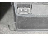 非常時やキャンプなどに役立つAC100Vコンセント付きです。