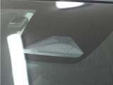 ◆Honda SENSING◆ カメラ等装置で精度の高い検知能力を発揮、安全運転を支援します。ステアリング上のコントローラーに注目!