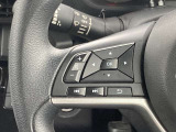 ハンドルにスイッチが付いており、音量やチャンネルを変えることができたり、ハンズフリー通話の応答もお手元で出来ちゃいます♪
