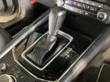 全てのトランスミッションのメリットを兼ね備えた理想的なAT、それがSKYACTIV-DRIVE(スカイアクティブドライブ)です。「滑らかな変速」「ダイレクト感あふれるシフトフィール」そして「低燃費」です!