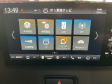 屋上展示場に常に50台以上の車両をご用意!お気に入りの1台が見つかるかも!?