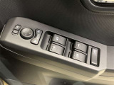 パワーウインドウスイッチ、いたずら防止・挟みこみ防止に、ウインドウロックスイッチを使用ください。便利な電動可倒式ミラースイッチ