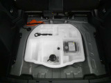 【車載工具】タイヤ交換には必需品ですね!万が一に役立つ工具です。緊急時に備え、使い方をしっかり覚えておきましょう。