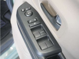 ◆パワーウィンドウスイッチ◆運転席から全席の窓の開閉操作を行うことが出来いつでも換気ができます!