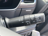 【オートライト(AUTO)】外の明るさをシステムが感知して、自動でヘッドライトが点灯します!ヘッドライトをつけ忘れを防ぐ便利機能です。