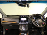 【ルームクリーニング】せっかく乗るならピカピカの車がいいですよね!当店は、他社では省きがちな細部に至るまで、徹底した清掃を行っております。