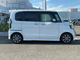 納車前には、当社メカニックによる『プロの視点』で、安全かつ安心して気持ちよくお乗りいただける整備を行います。詳しくはスタッフまで。