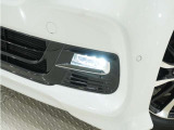 ◆フォグライト◆ 霧などの悪天候時、自車の位置を示すとともに前方や路肩が見えずらい時、近い位置をワイドに照らしてくれます