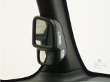 ◆サイドビューサポートミラー◆車の左前の見ずらい所・助手席側のドアの下あたりの見づらい所を映すから、駐車がずっとラクになります。