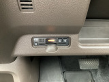 ETCなら高速道路をスイスイと通過!!クルマは料金所をノンストップで通過することができます!