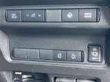 【両側電動スライドドア】 車外、車内問わず、ワンタッチ開閉☆ミニバンには必須アイテムですよね☆