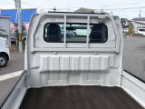 創業1972年、お車のことは島根県出雲市の出雲モーター商会にお任せください!営業時間9:00〜18:00、定休日第2,第4の土曜日・盆,GW,祝日,年末年始