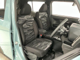 【運転席・助手席】内装ルームクリーニング済みです。しっかり綺麗にしていますので、是非、お確かめください。車に自信があるからこそ、是非一度ご来店頂き内外装も見てもらえると幸いです。