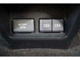最大消費電力100W以下の電気製品を使用できる【100V・100W電源】を装備しています。シェイバーなどの充電や車載冷蔵庫などの電気製品も使用できます。車内にあると便利なアイテムのひとつですね!