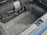 ラゲッジ下には洗車道具や小物類等を収納出来ます。