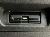 ETC車載器付きです♪高速道路をスイスイと通過!で、キャシュレス!クルマは料金所をノンストップで通過することができます☆