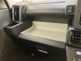 滋賀ダイハツの中古車展示店舗は県内に12か所ございます。琵琶湖を囲むように店舗がございますので、お近くの滋賀ダイハツハッピーの店舗にてご購入頂くことができます!