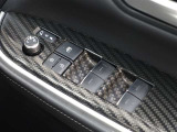パワーウインドウを装備しております!後席ウインドゥの閉め忘れも運転席で解決できます♪
