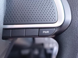 パワーモードスイッチをONでエンジンの回転数が上がり力強い走行が可能に!山道などをグングン加速して登れる便利な機能です。