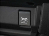 ◆アクセサリーソケット◆ドラレコの電源やスマートフォンの充電等に使用できる便利な電源ソケット!使いやすい場所に装備されています。