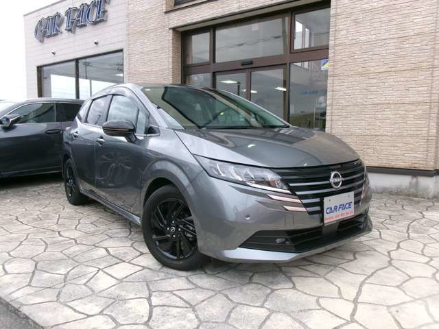 ノート 1.2 X FOUR 90周年記念車 4WD 