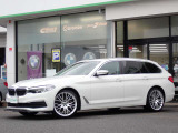 BMW在庫保有台数常時100台以上!ご来店の際はBMW本店(厚木市下荻野140-1)にご来店ください!弊社自慢の全天候型ショールーム!BMW在庫保有台数常時100台以上ございます!