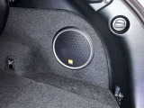 高機能サウンドシステム。車内に臨場感ある音楽空間を生み出します。
