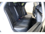 ◆◆リアシートもゆったり快適に座っていただけますので、後部座席にお乗りの大切な方も楽しくドライブに参加していただけます。
