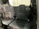 シートに座ってお試し下さい。素晴らしいカーライフの始まりです。