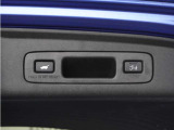 ◆予約クローズ機能付きパワーテールゲート◆キーや運転席のボタン、ハンズフリー機能など多彩なアクセスで自動開閉できます。