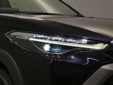 LEDヘッドライトです。デザイン性がよくとても明るいので、夜間の走行や悪天候でも安心です。しかも長寿命!