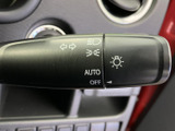 操作しやすい位置に配置されたウインカーレバー。安全な運転をサポートし、スムーズな車線変更を可能にします。