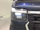 LEDヘッドライト☆HIDヘッドライトより省電力かつ、ライトを点けた際の立ち上がりも早いです☆寿命も長いのでお財布にも優しいオススメ装備☆