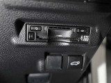 ETC車載器が搭載されているので、高速道路の乗り降りもノンストップで通過できます♪