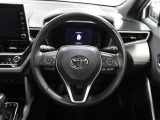 各操作スイッチなどもハンドルから手を放すことなく操作可能で安全運転に支援いたします!